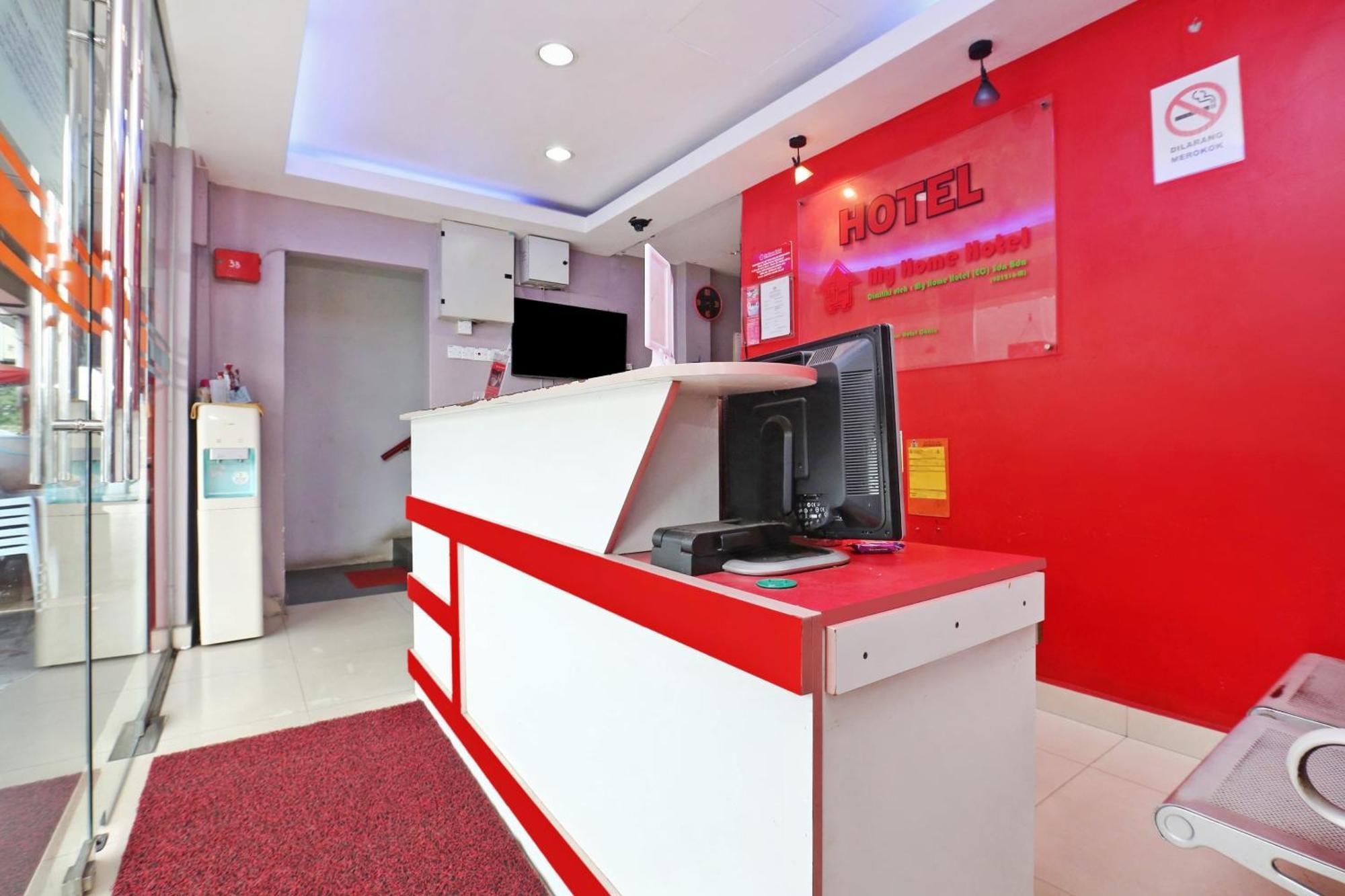 Oyo 89654 My New Home Hotel Gua Musang Exterior photo